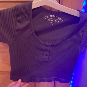 American Eagle blue baby t